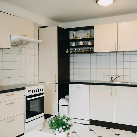 Gæstehus Na Landeku 4*