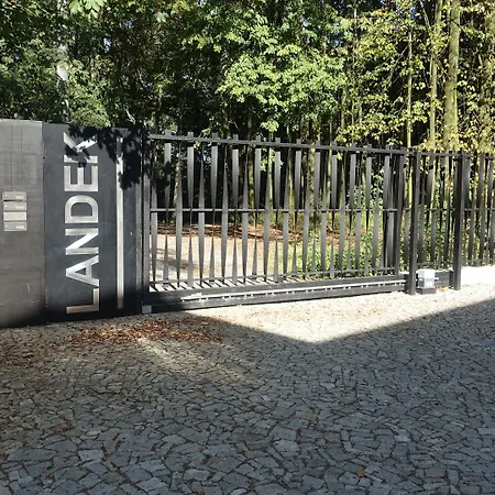 Na Landeku 4* اوسترافا