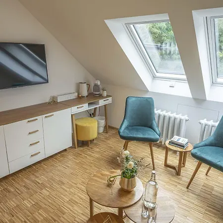 Guest house Na Landeku 4*