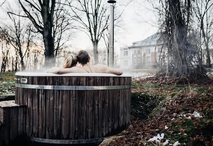 Na Landeku بيت ضيافة اوسترافا