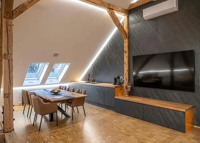 بيت ضيافة Na Landeku اوسترافا